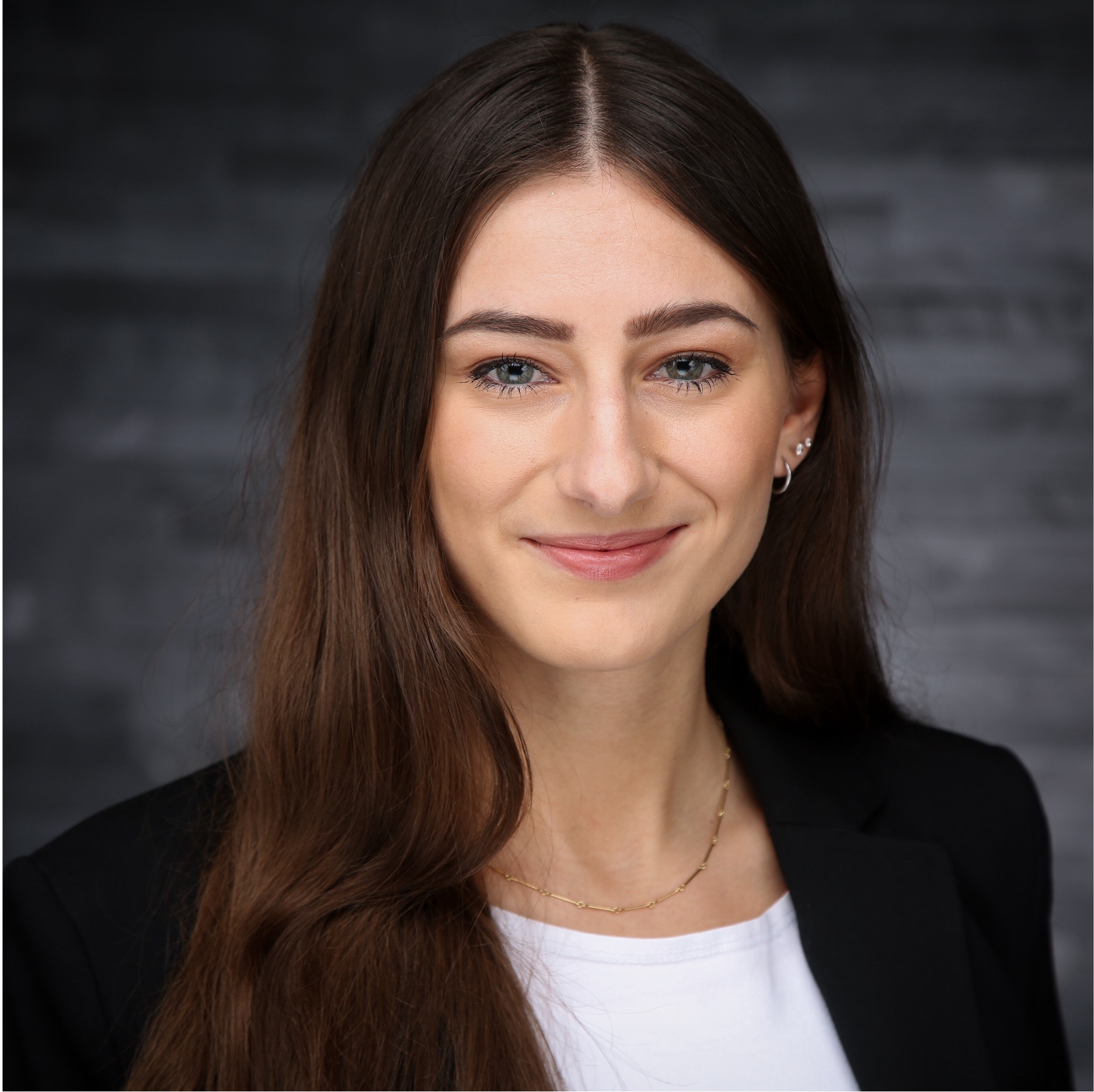 Portrait von Julie Daniels